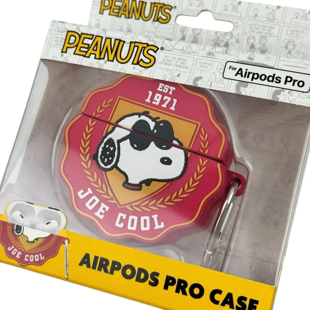 NIB Peanuts AirPods Pro Case Snoopy Protective Cover Red